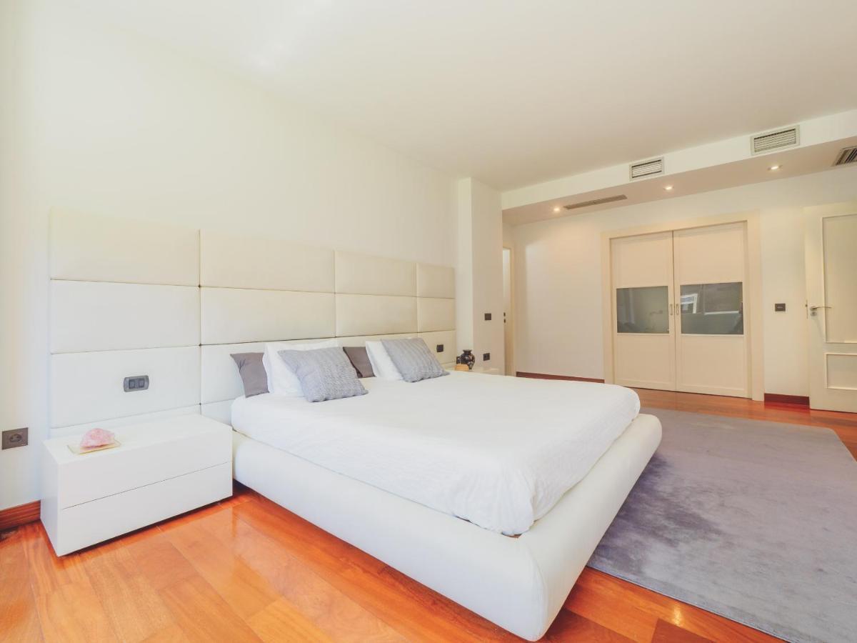 말라가 Cubo'S Gibralfaro House Center 빌라 외부 사진
